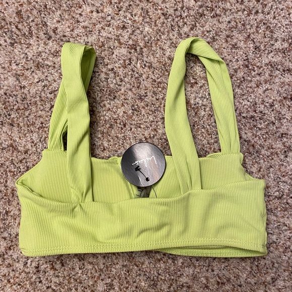 NWT Lulu’s V Bikini Top - Picture 4 of 6